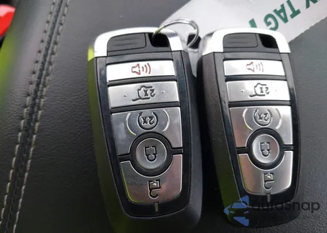 2023 Ford Explorer Xlt z USA, uszkodzony, nr VIN 1FMSK8DH3PGC33143